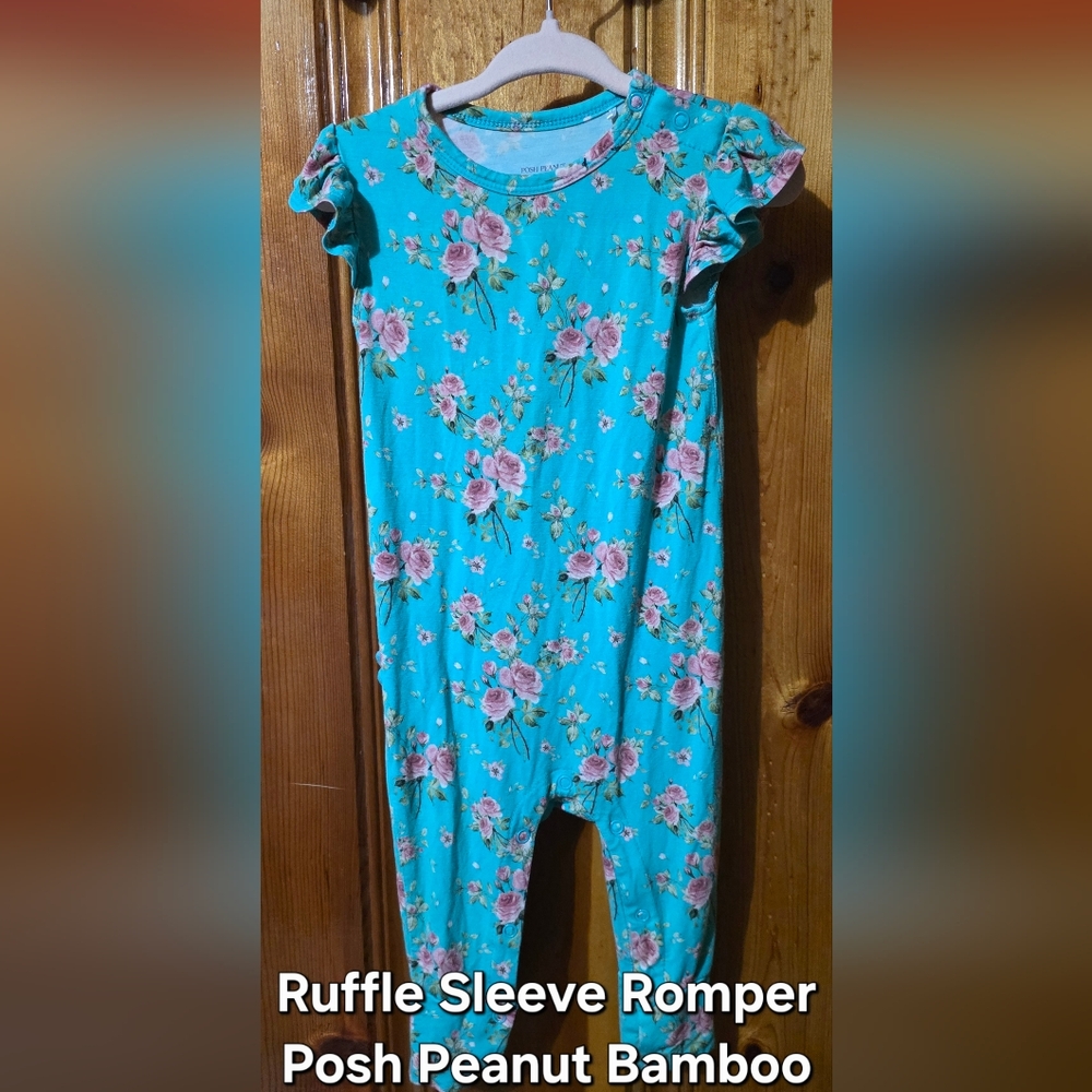 Posh Peanut Teal Floral Outfit
